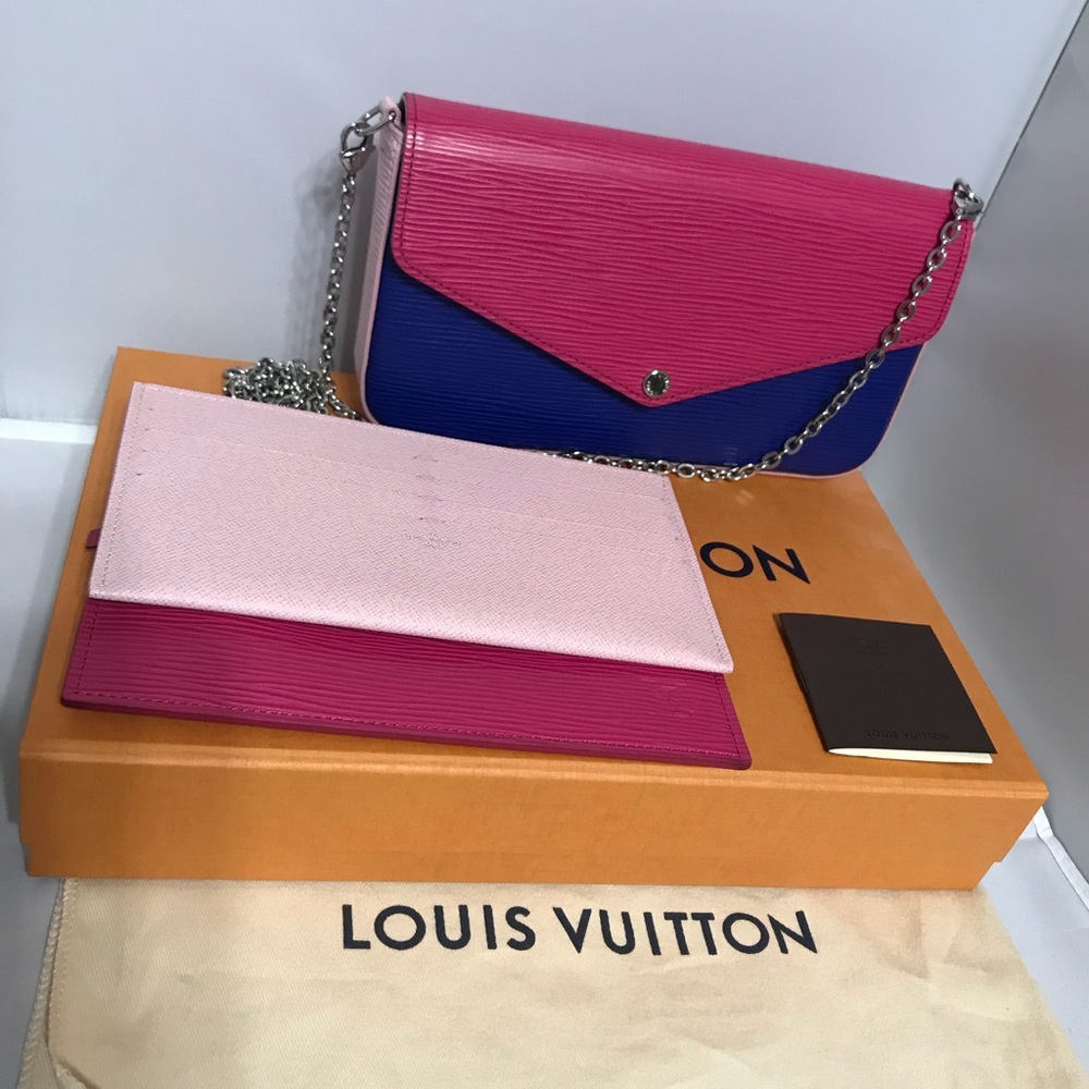**SOLD** Louis Vuitton Pochette Felicie Epi